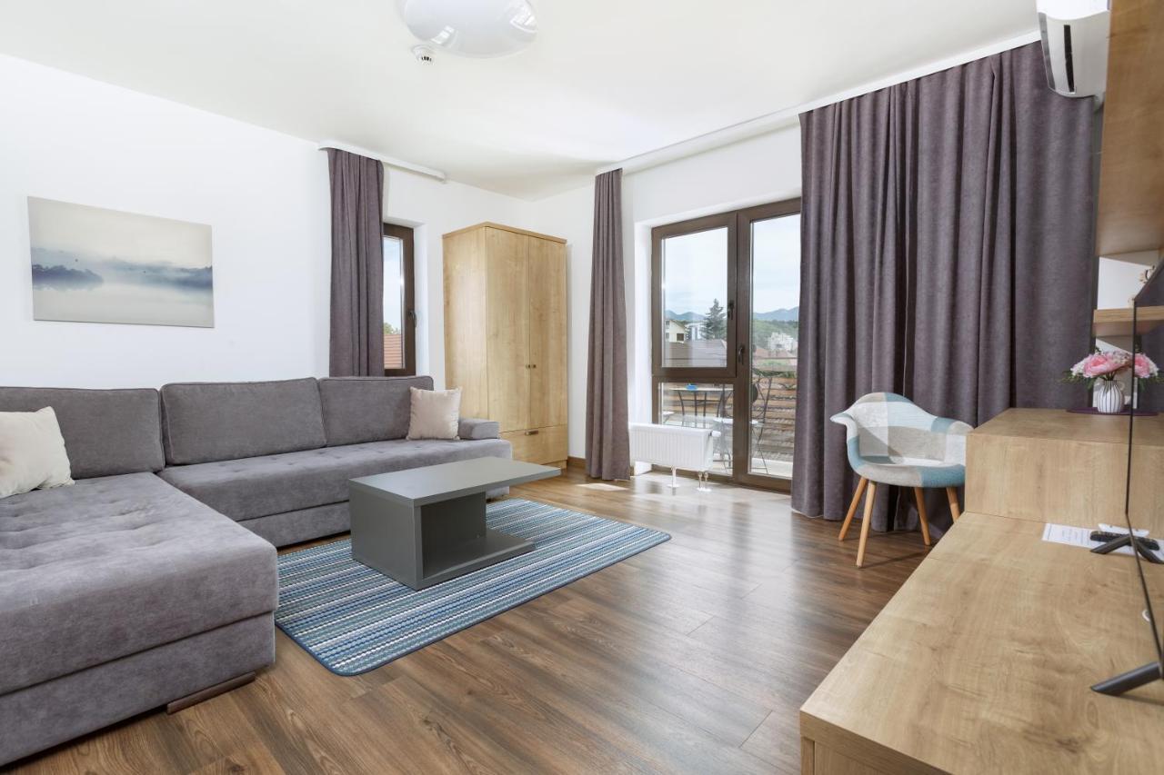 Afin Apartments Brassó Kültér fotó